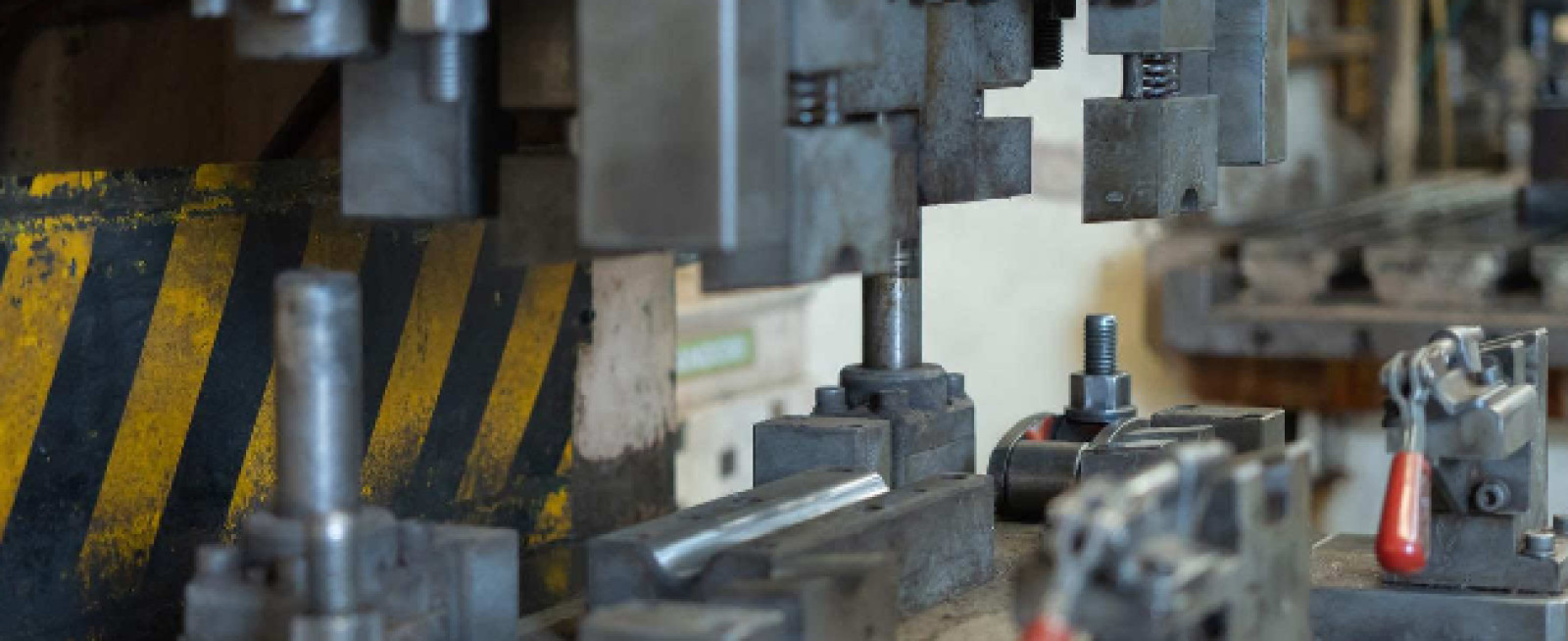 Precision Metal Stamping: Choosing the Right Proce...